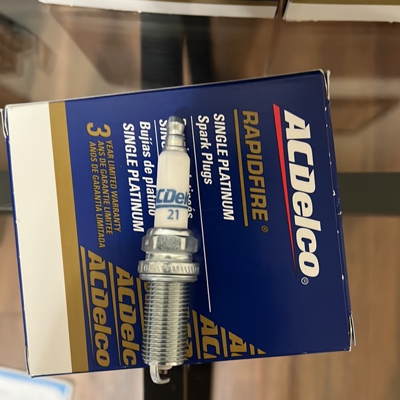 Brand new AC DELCO spark plugs lot of 11. - Picture 2 of 3